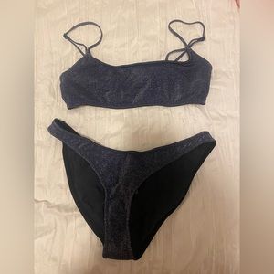 Triangl navy sparkle bikini!
